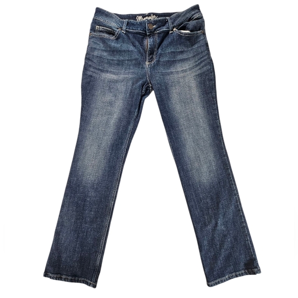 Wrangler Straight Leg Blue Jeans with Vintage Wash Size 15/16 × 32 - Picture 1 of 6